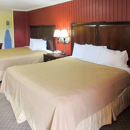 Rodeway Inn Kansas City Exterior foto